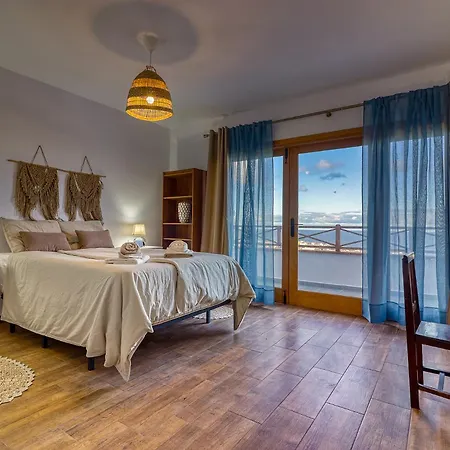 Spacious With Tropical Garden, Bbq, Near Seaside Semesterbostad *