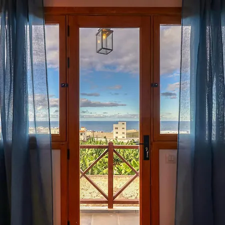 Spacious With Tropical Garden, Bbq, Near Seaside Дом отдыха