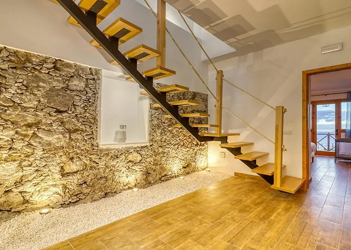 Spacious With Tropical Garden, Bbq, Near Seaside * 洛斯瑟罗斯