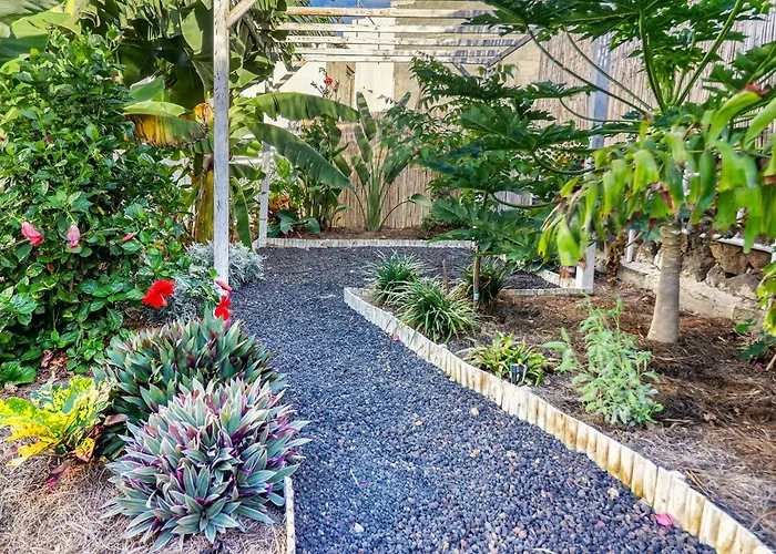 度假居 Spacious With Tropical Garden, Bbq, Near Seaside